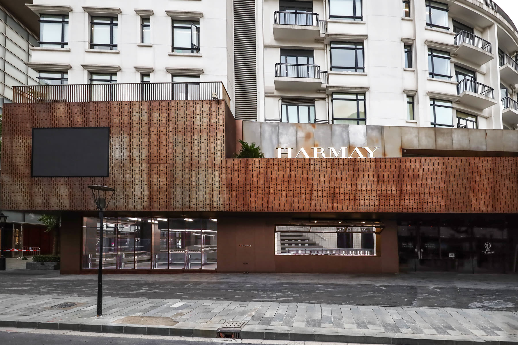 HARMAY SHANGHAI XINTIANDI STORE(TAX REFUND)
